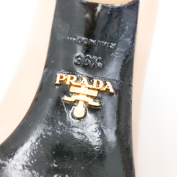 Prada Patent Leather Nude Beige Kitten Heel Pumps with Gold Brooch EU 36.5 - Picture 7 of 9